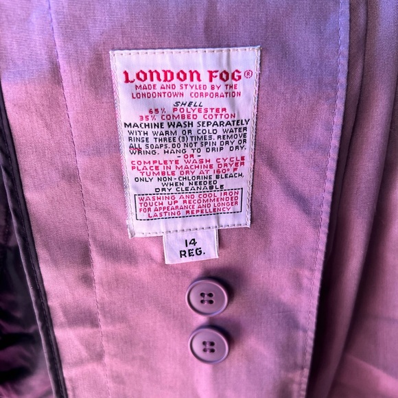 Vintage London Fog trench coat light purple color, belted waist removable lining - Picture 2 of 16